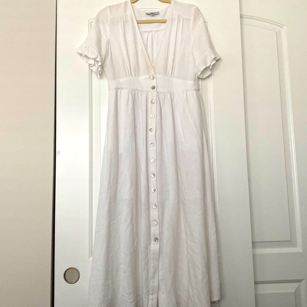 White midi/maxi dress. Boho style fully lined. Great quality